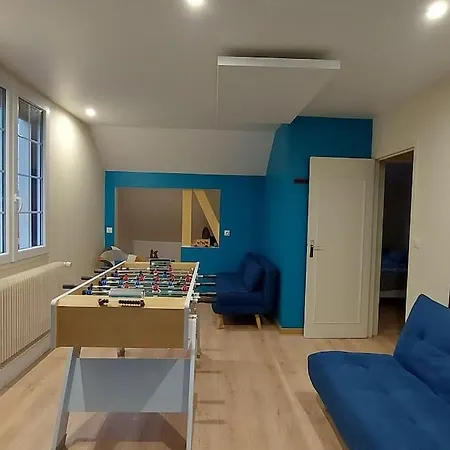F3 Avec Salle De Jeux, Terrasse Et Grand Jardin Apartment *